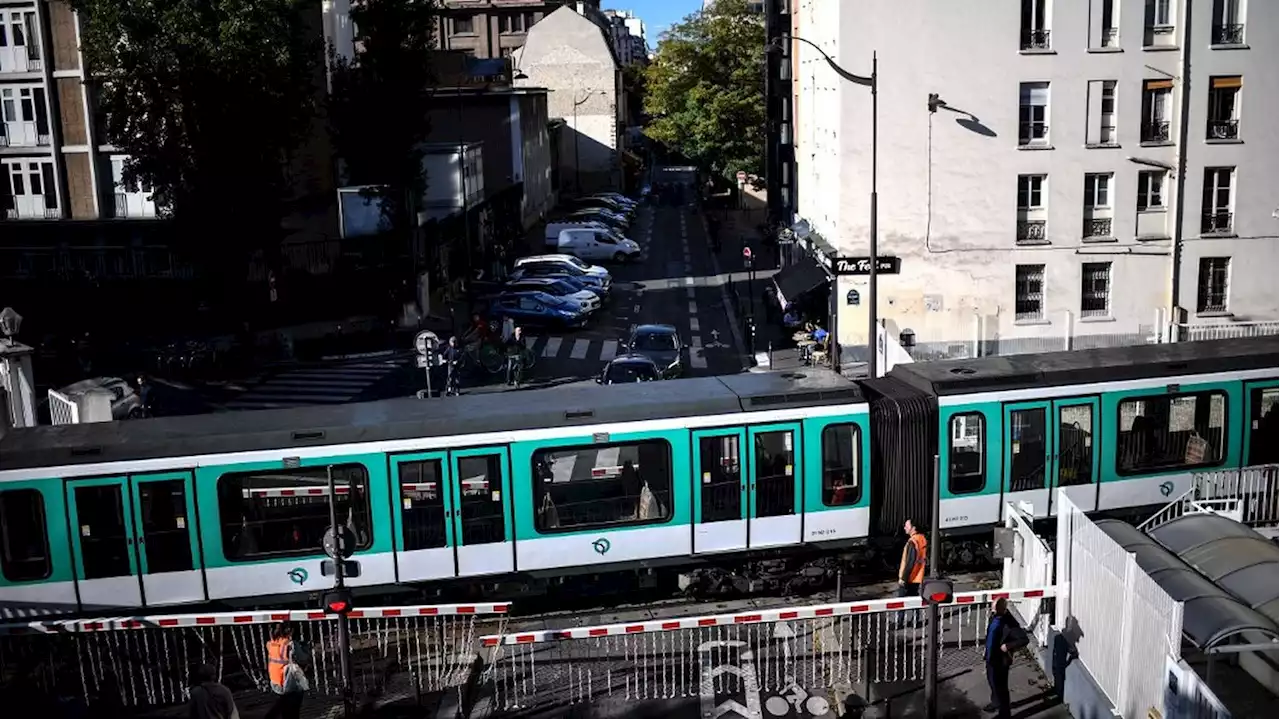 Transports en commun : Ile-de-France Mobilités s'inquiète pour la régularité du métro parisien