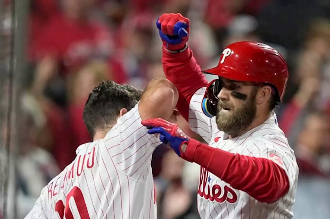 Harper, Phillies tie World Series mark with 5 HR, top Astros