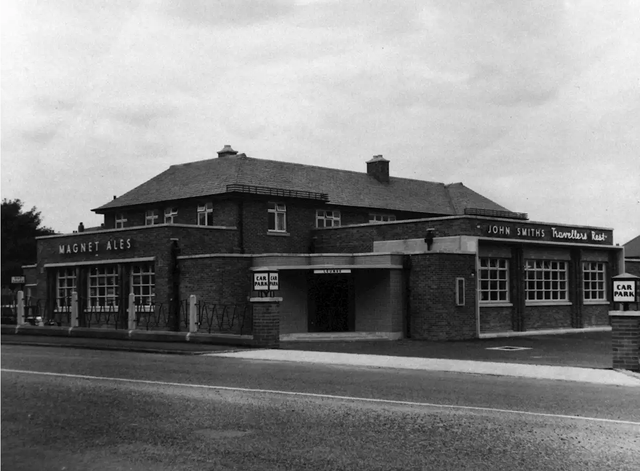 Crossgates in the 1950s: Travellers Rest pub, Barnbow factory and Regal cinema in focus