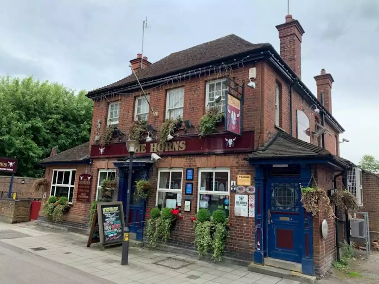 Live music venue and pub announces it has shut for good