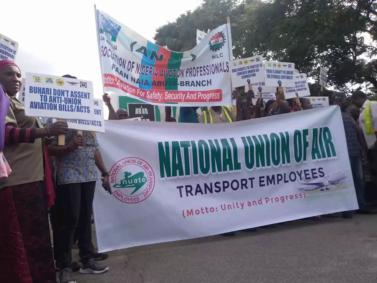 Nigerian Aviation Union Ends Strike At Lagos Airport As Firm Recalls 37 Sacked Workers | Sahara Reporters