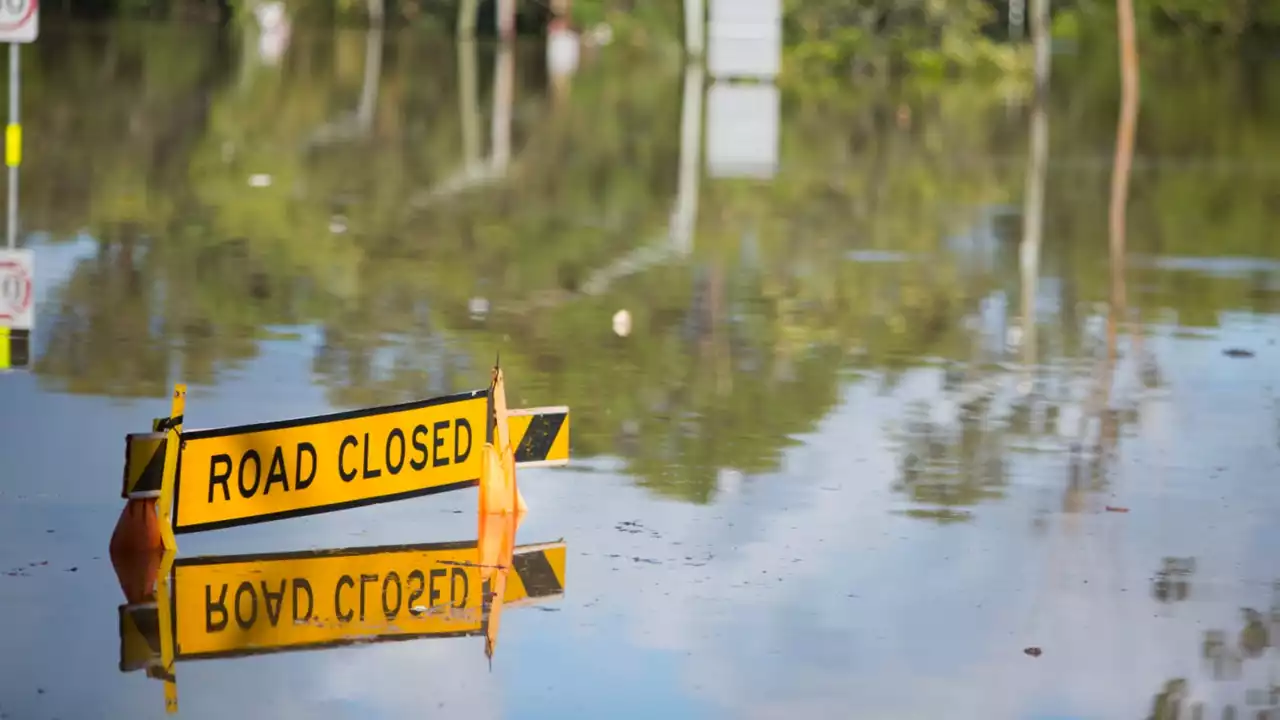 &#8216;This is a dangerous time&#8217;: Concern over two men missing in NSW floods