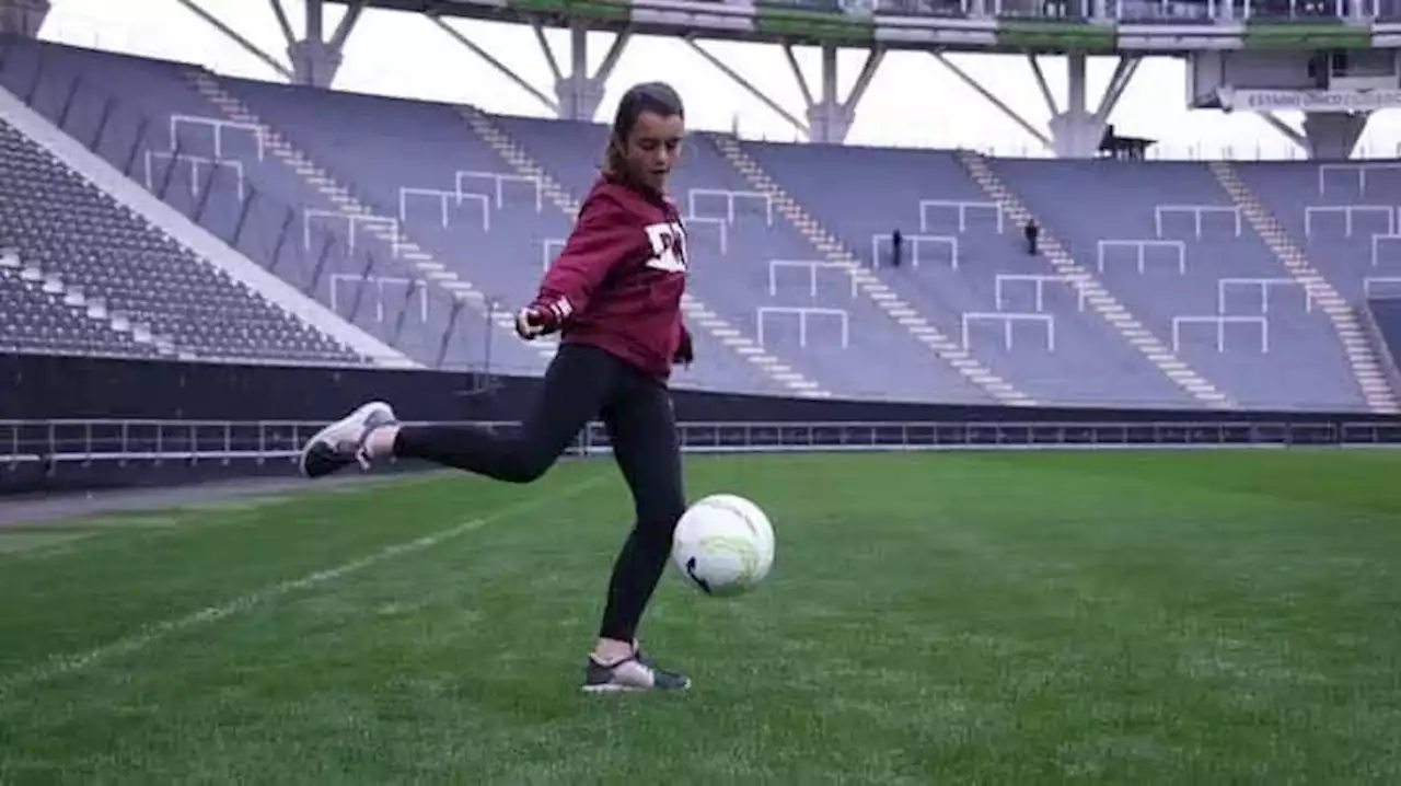 Emma, 13 años: ama el fútbol y en Coronel Suárez no la dejan jugar por ser nena - TyC Sports