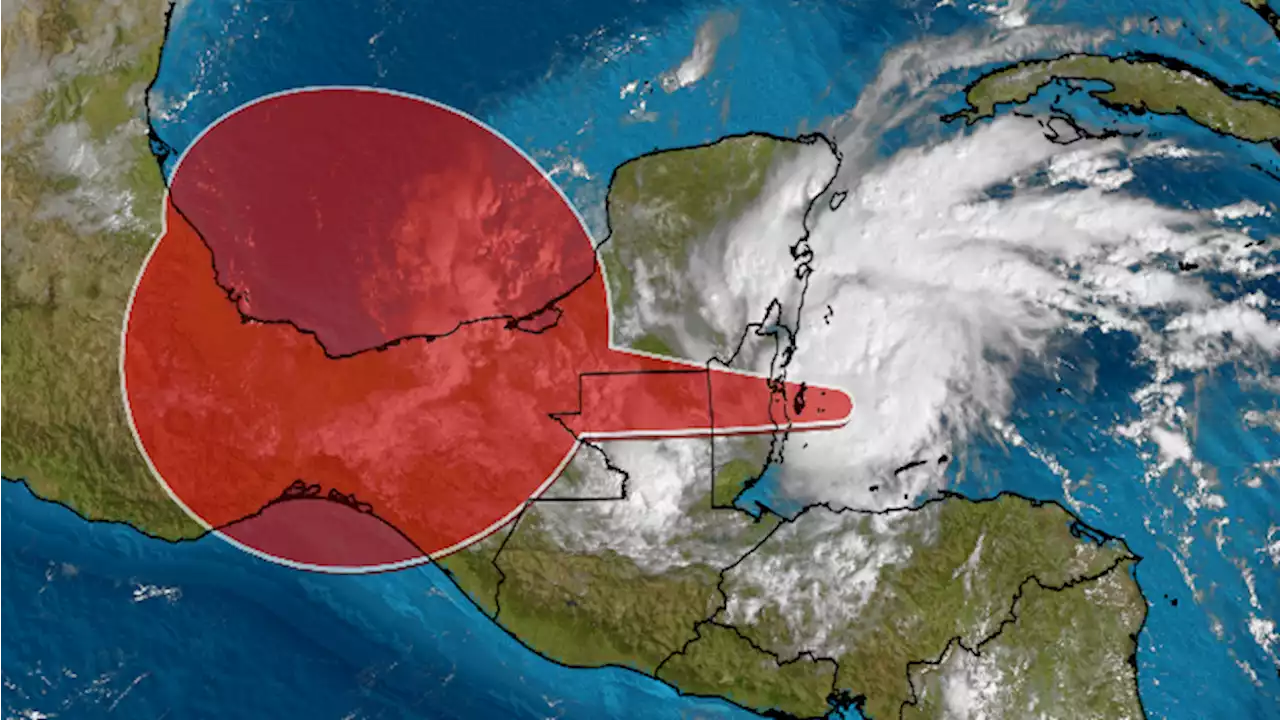 Hurricane Lisa Nears Landfall In Belize | The Weather Channel