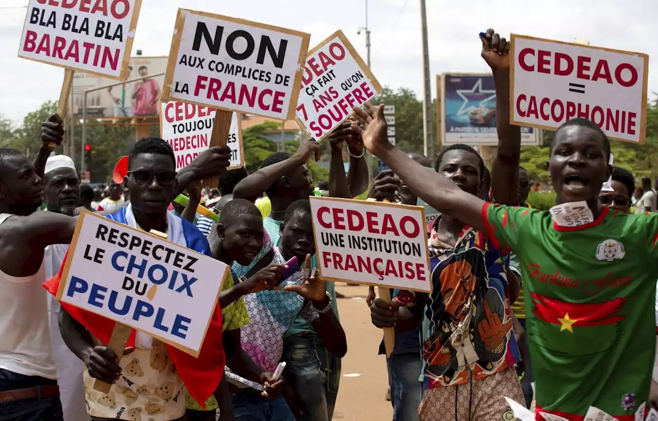 La France étudie l’idée d’un départ de ses forces spéciales du Burkina Faso