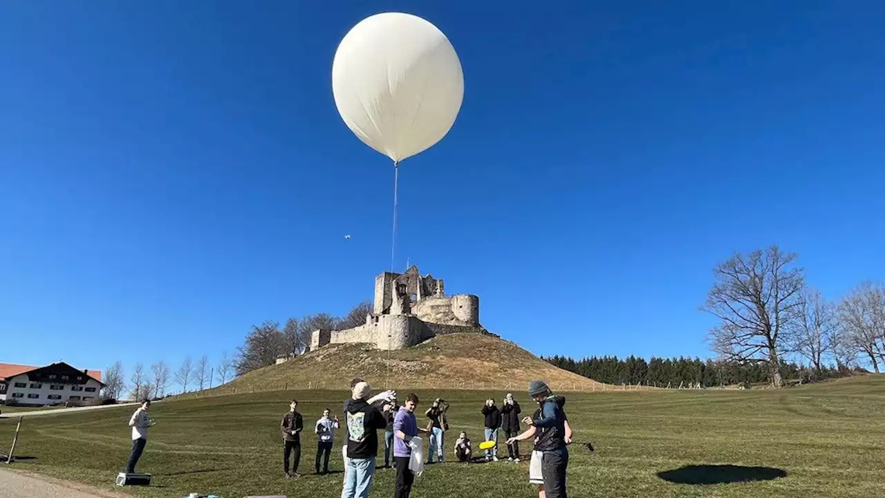 Schwarzenbach: Suche nach abgestürztem Stratosphärenballon