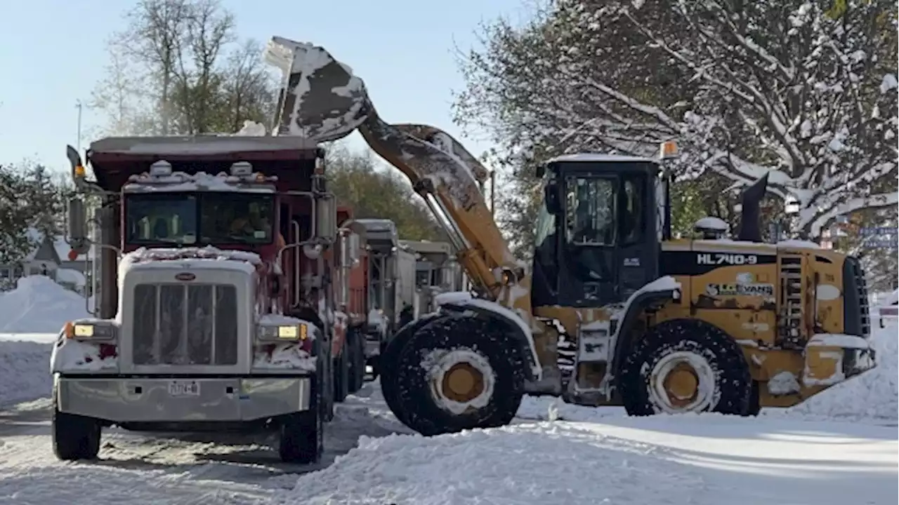 Parts of NY dig out after potentially 'historic' snowfall