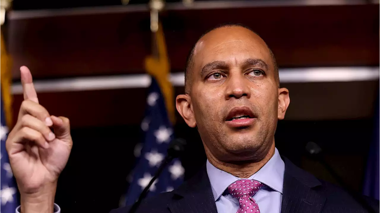 Hakeem Jeffries confident he can unite Dems after Pelosi exit, says he has 'great respect' for AOC