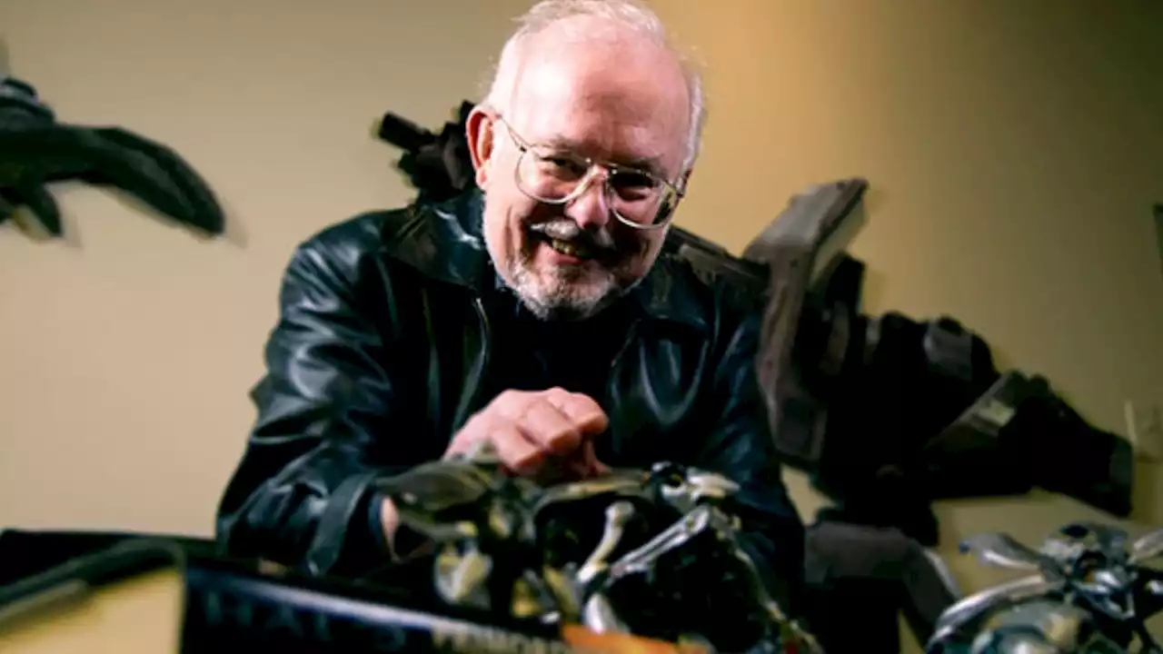 Sci-fi Novelist Greg Bear Has Passed Away