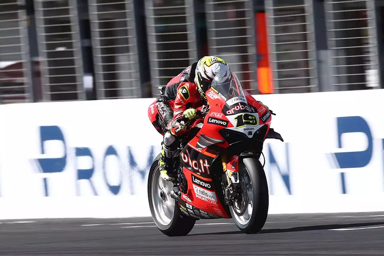 World Superbike: Alvaro Bautista wins with slick tyre gamble