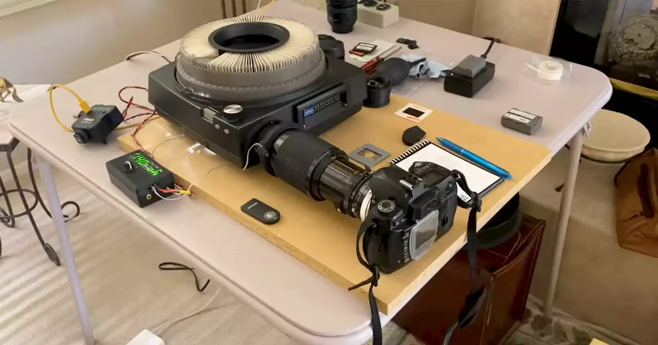 Photographer Turns Slide Projector Into a Arduino-Powered Digitizer