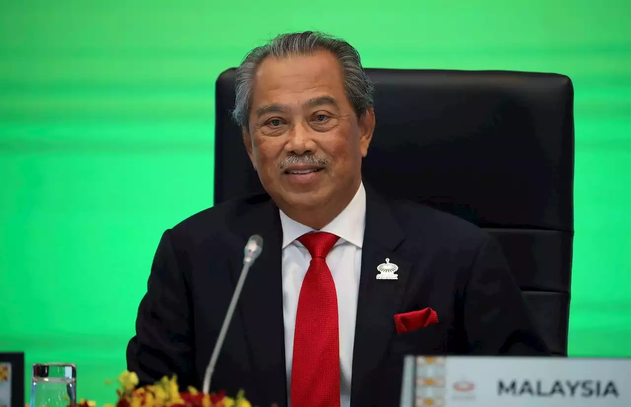 Malaysia's Muhyiddin gains backing for prime minister bid after indecisive polls