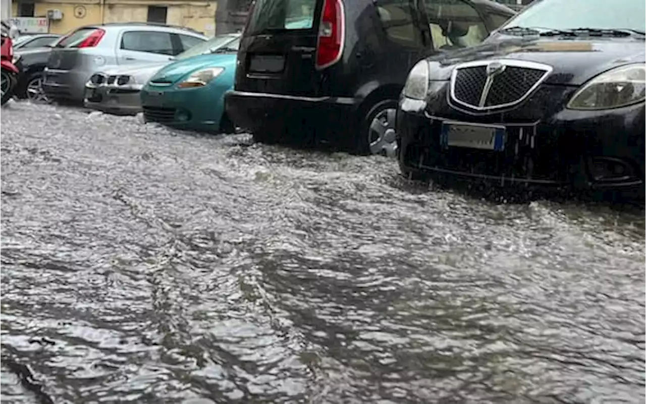 Maltempo nel Salernitano, chiuso ponte tra Serre e Altavilla Silentina