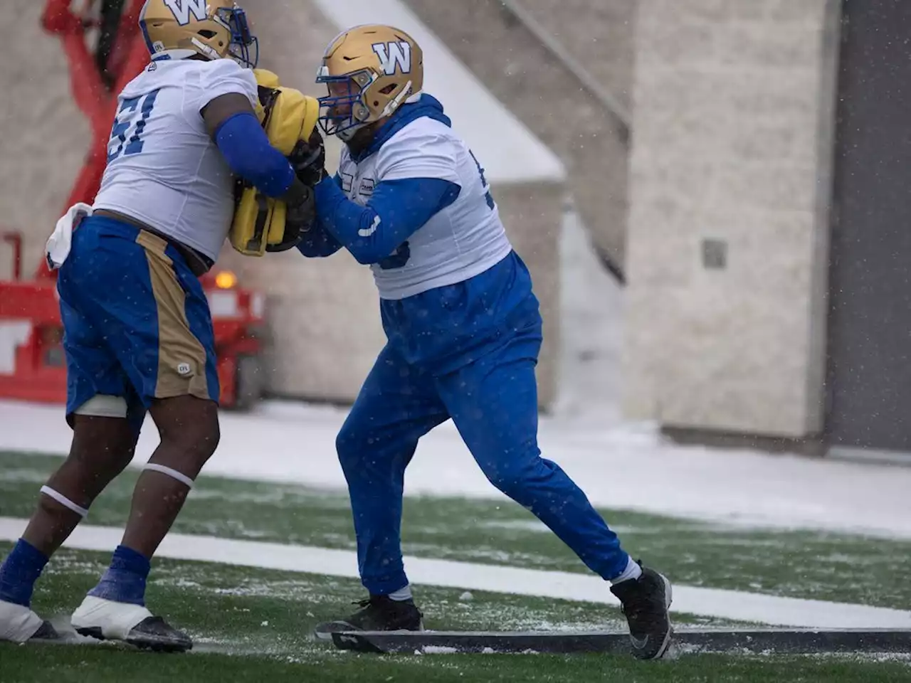 Neufeld's career comes full circle with hometown Grey Cup