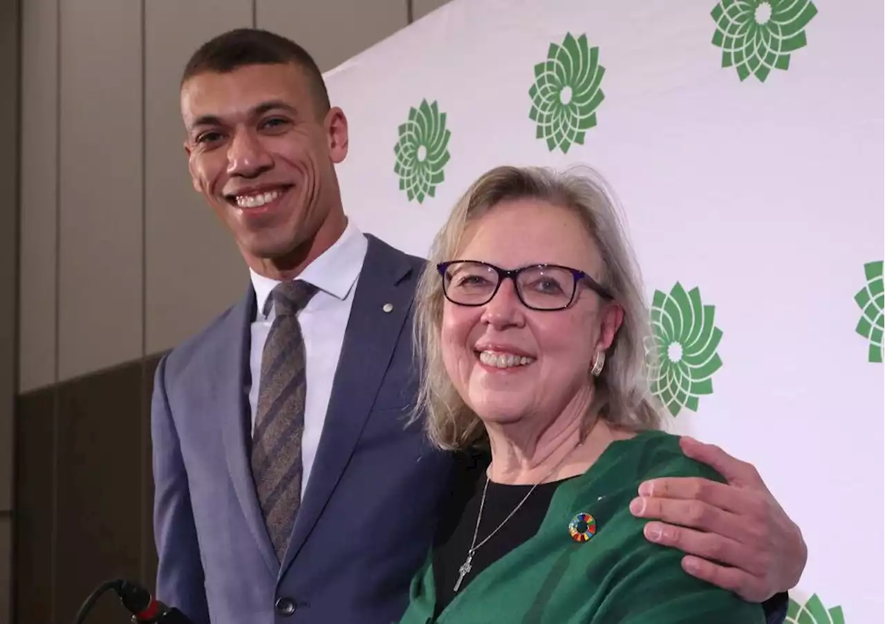 She's back: Elizabeth May elected Green Party leader — again