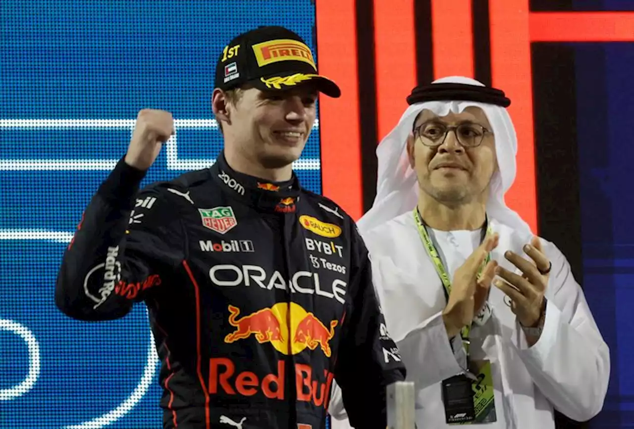 Verstappen sluit seizoen af met winst, Leclerc tweede voor Pérez