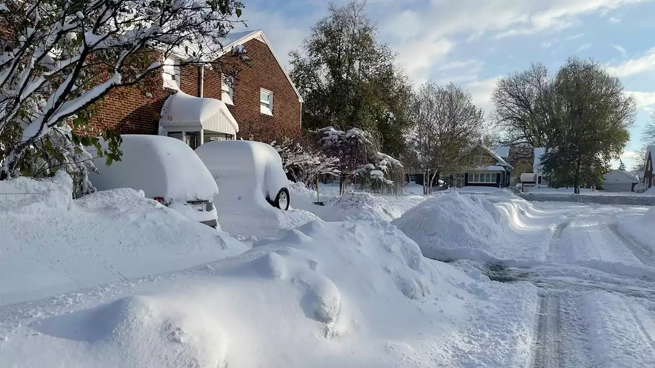 Massive snowfall buries cars, keeps falling in western NY