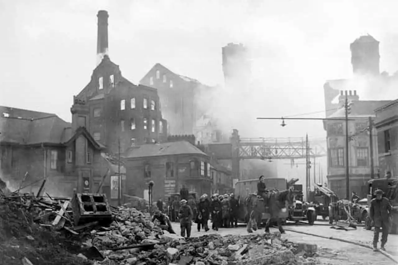 Fascinating aerial photos taken in the 1940s show WW2 bomb damage in Yorkshire