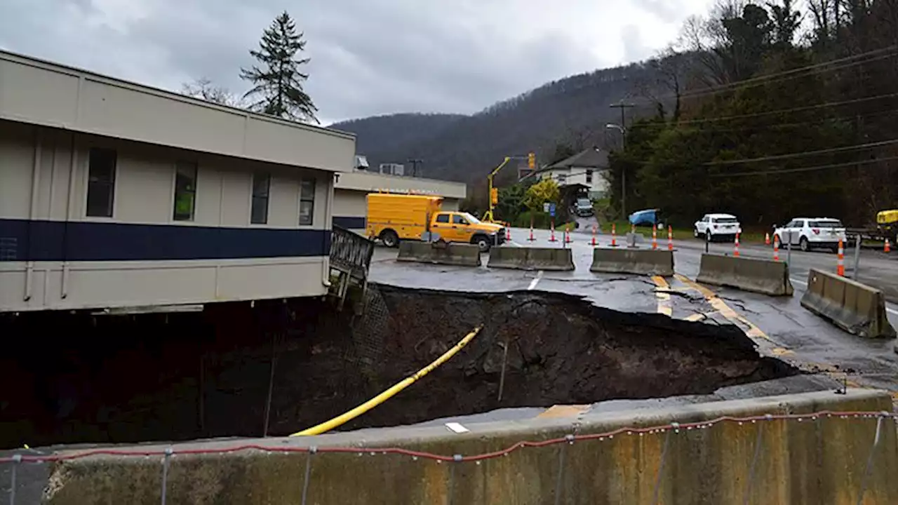 Massive sinkhole threatens to swallow West Virginia police department | CNN