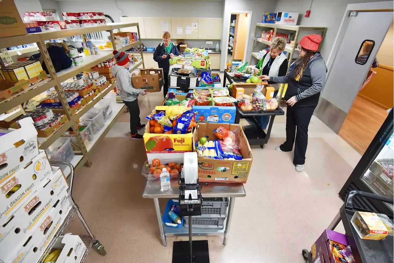 'Flying off the shelves': Food pantries trying to feed more with fewer resources