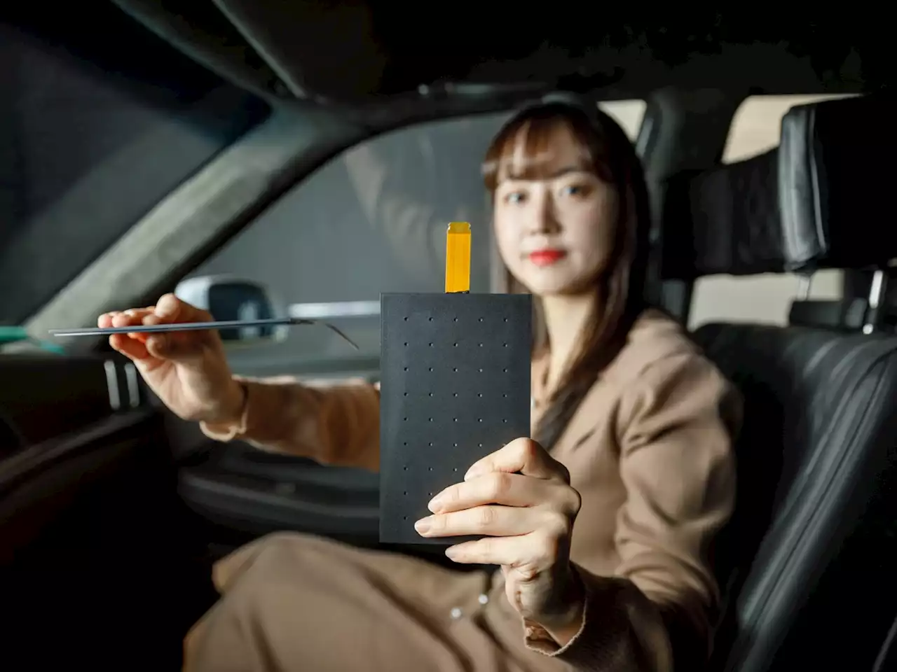 LG Display unveils thin speakers that can be hidden in car interiors | Engadget