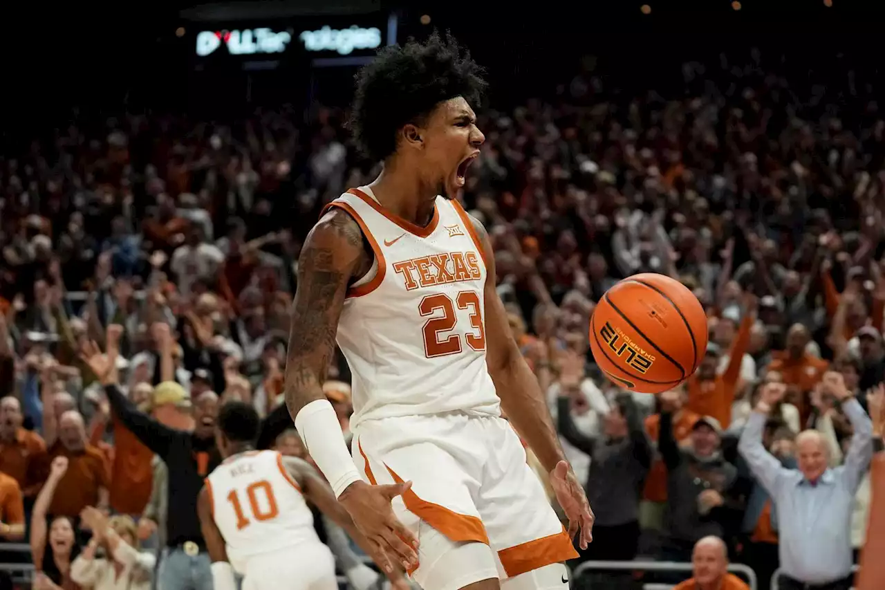 Texas climbs to No. 4 in AP Top 25 basketball poll