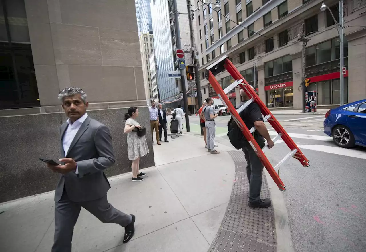 The job market is still red-hot, giving central bankers lots to worry about