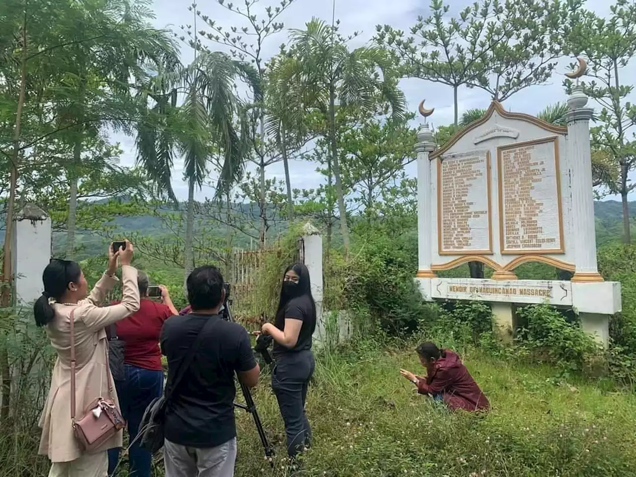 Relatives of Maguindanao massacre victims visit site ahead of 13th anniversary