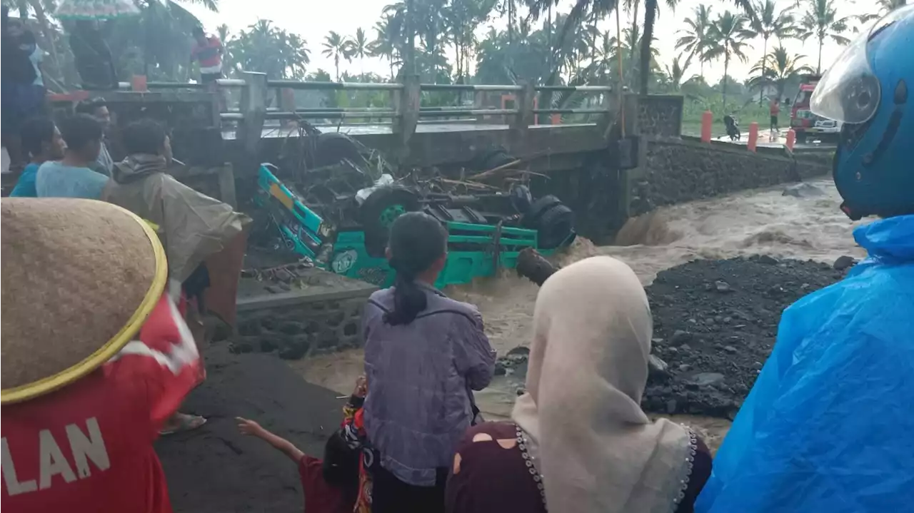 Banjir Lahar Gunung Semeru Hanyutkan Truk Tambang Pasir, Ini Kronologinya