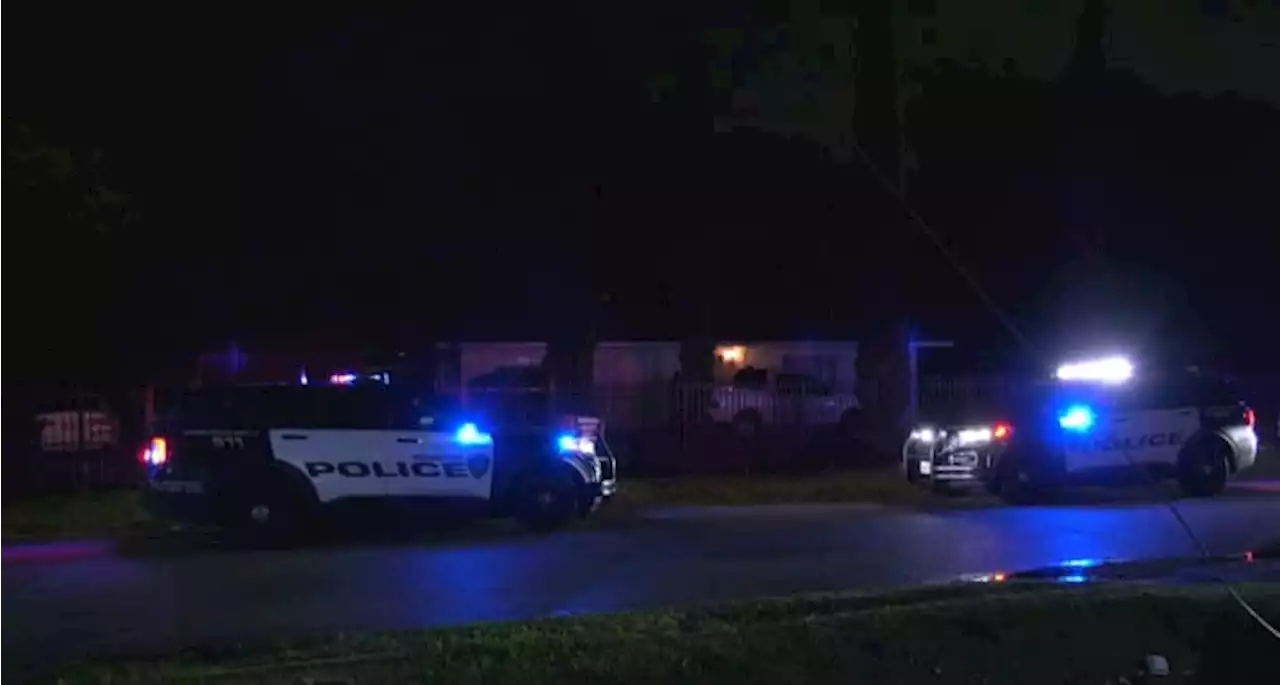 Man found shot, killed on neighbor’s yard in north Houston, police say