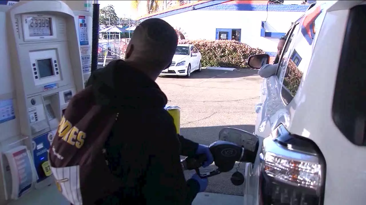 San Diegans to see gas price spikes Thanksgiving weekend -