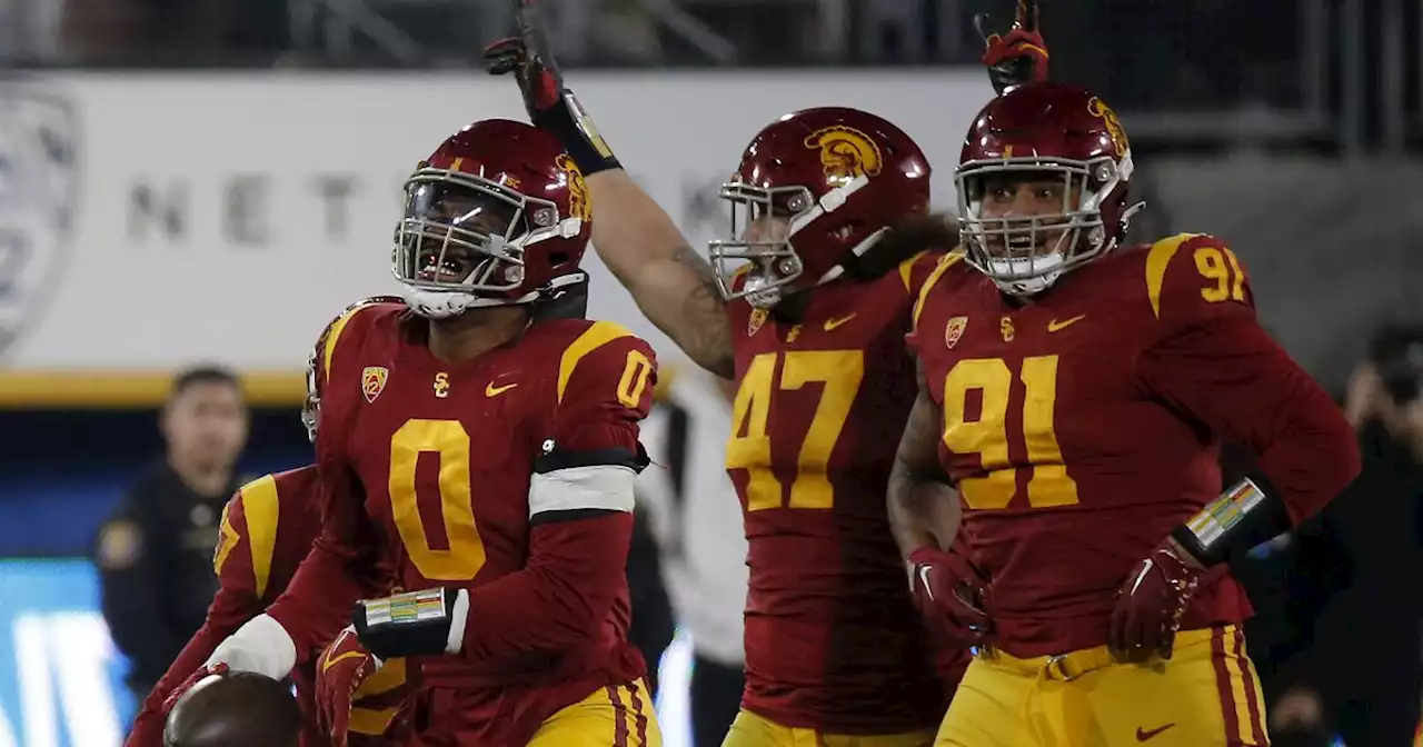 Korey Foreman makes biggest play of season: Takeaways from USC's win over UCLA