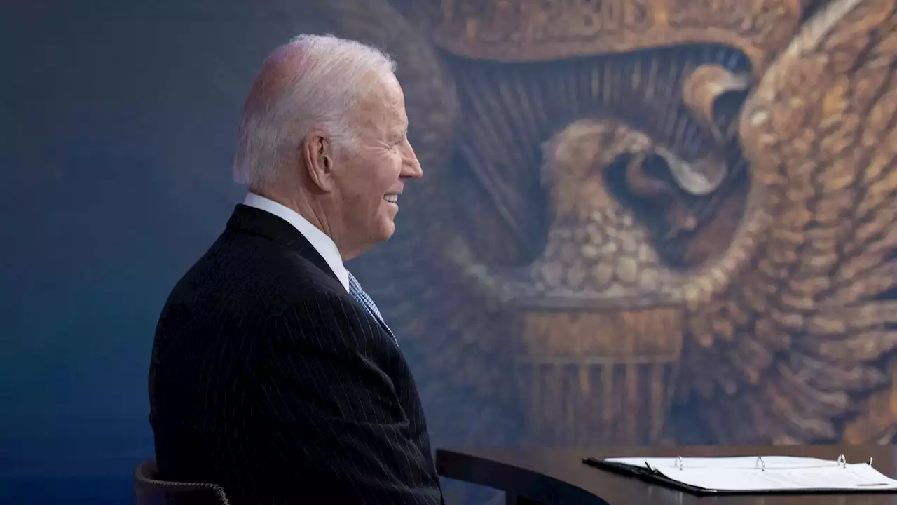 Smoking et slow amoureux pour Biden, 1er président américain en exercice à fêter ses 80 ans