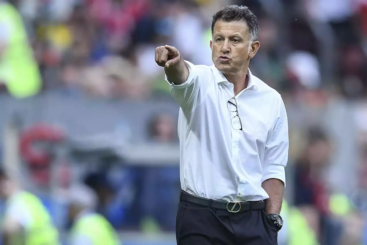 Juan Carlos Osorio entiende la exigencia de la afición mexicana al Tata Martino