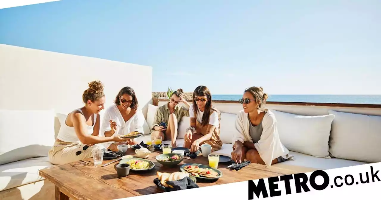 Brits prefer to go on 'mate-cations' instead of holidays with their partners