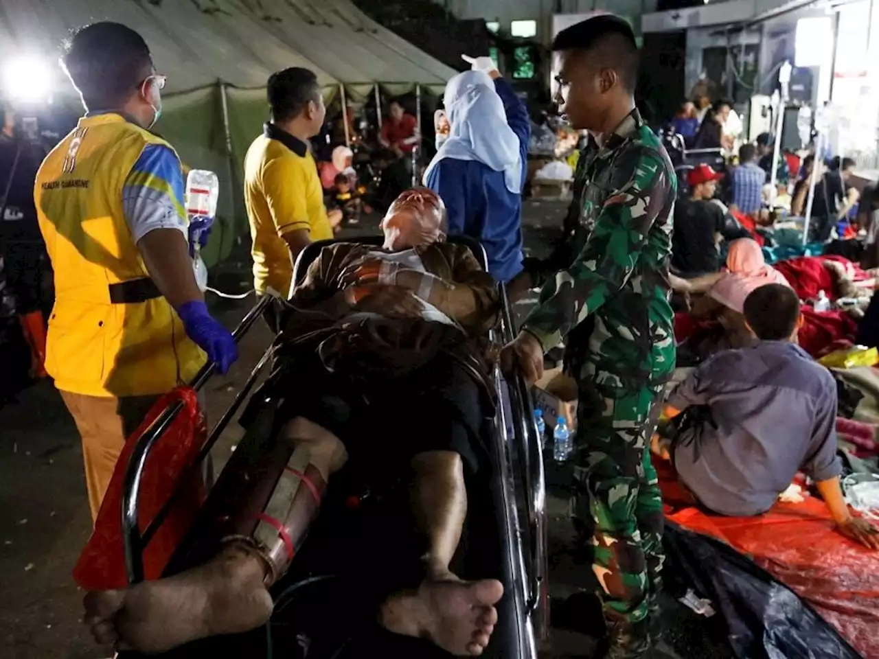 Death toll from earthquake on Indonesia’s main island climbs