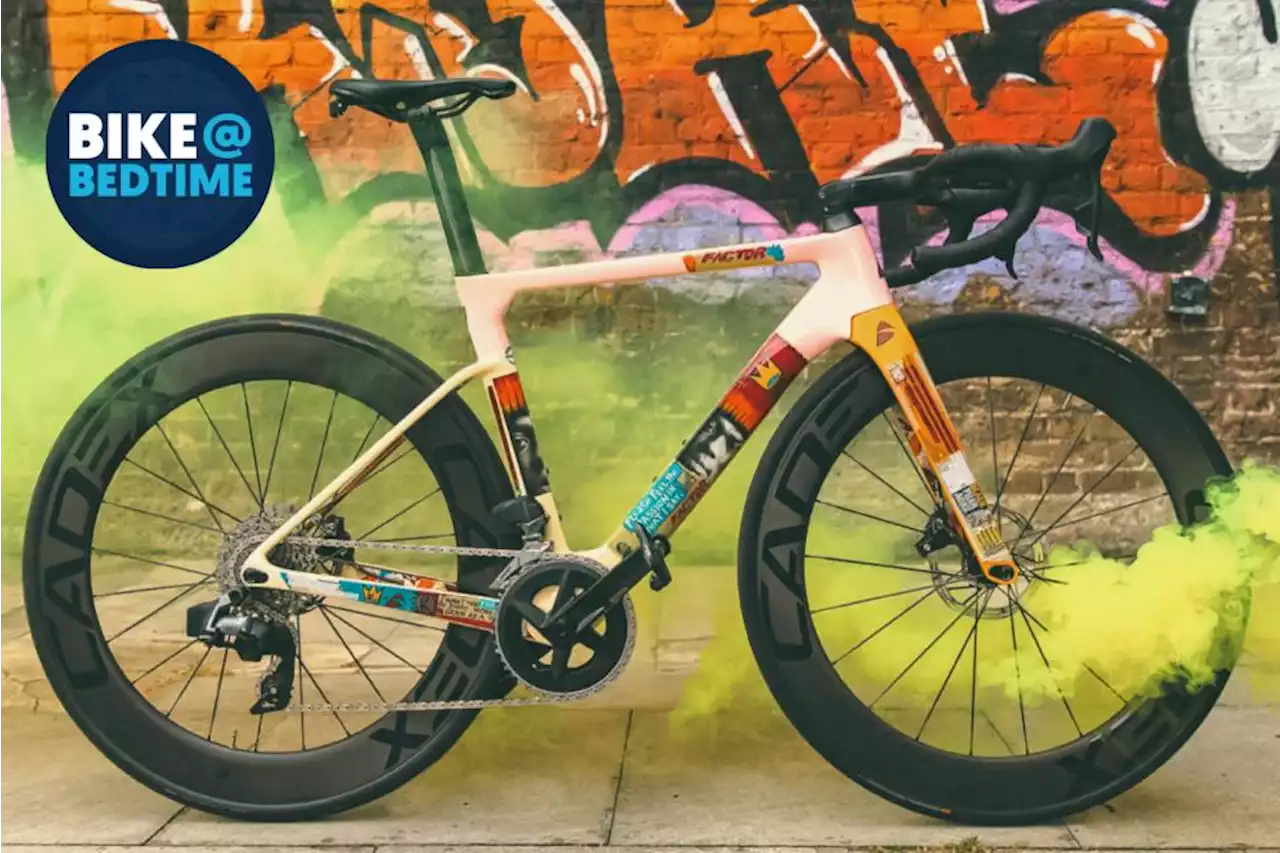 Behold this custom-painted Factor OSTRO VAM made in collaboration with Duke Agyapong