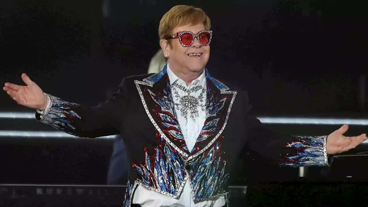 Sir Elton John pays tribute to 'inspiring' musicians and brings out Dua Lipa during final US tour show