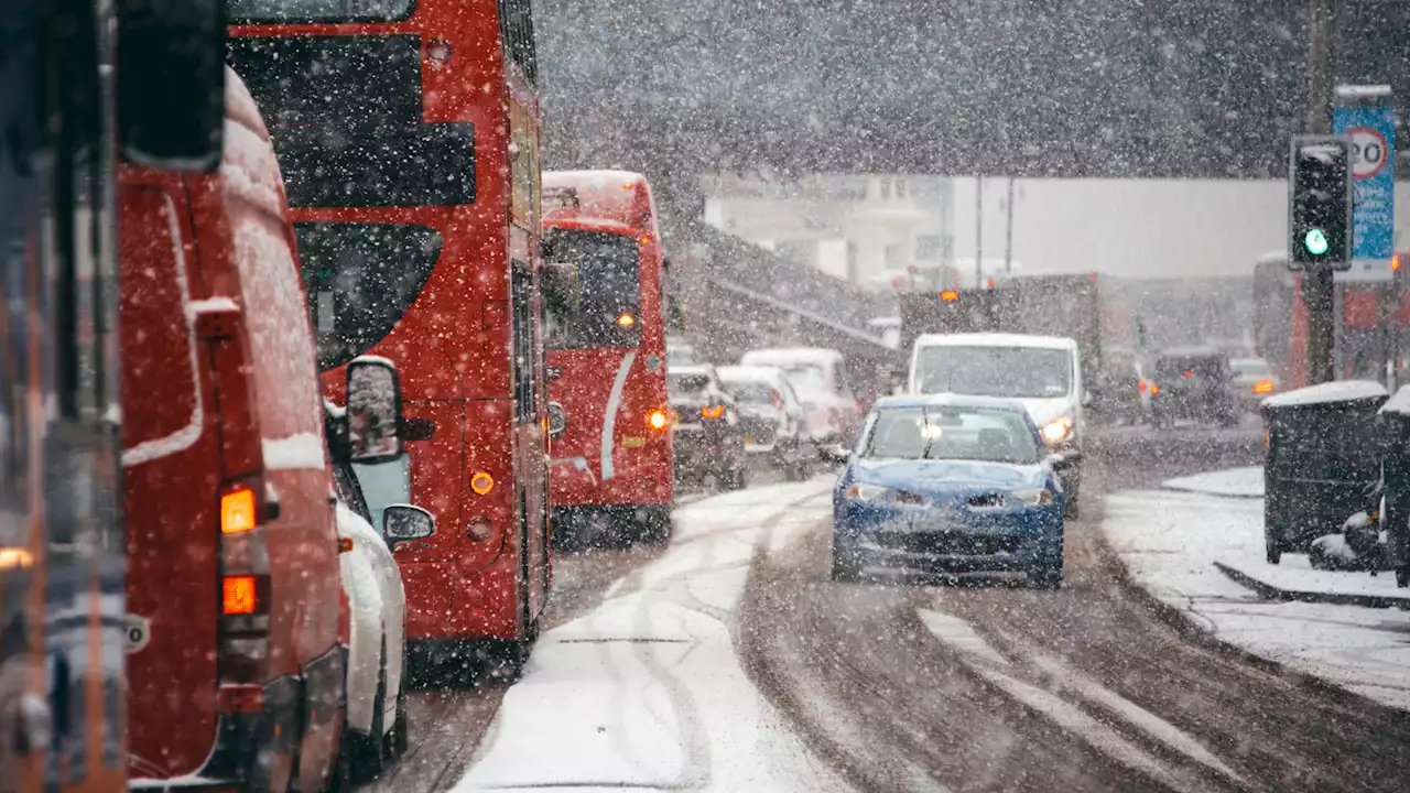 Drivers warned over winter mistake that could lead to a whopping £10,000 fine