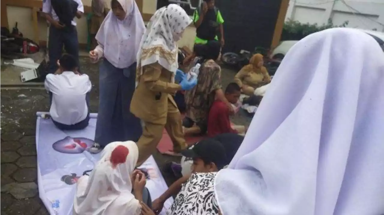 Gempa Cianjur: 12 Siswa SMKN 1 Cugenang Luka-luka, 13 Kecamatan di Majalengka Terdampak - Tribunnews.com