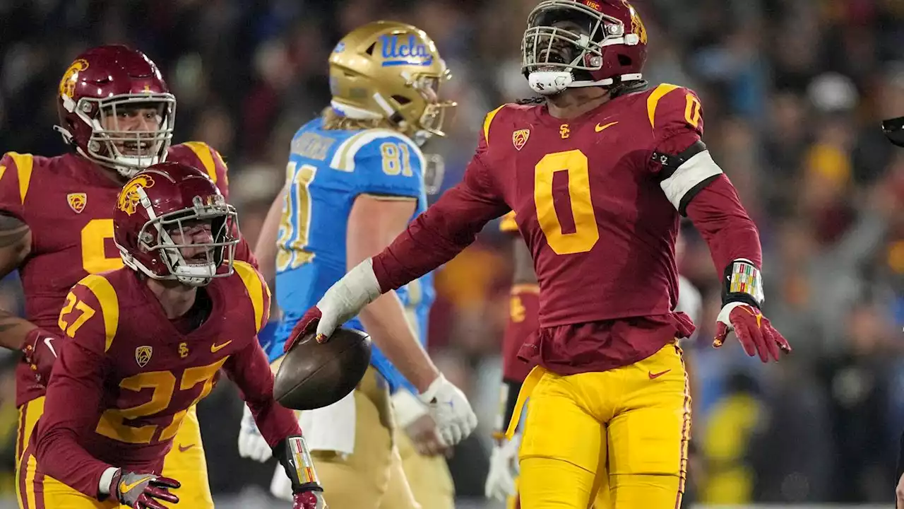 After Further Review: Pac-12's topsy-turvy Saturday doesn't eliminate it from College Football Playoff conversation