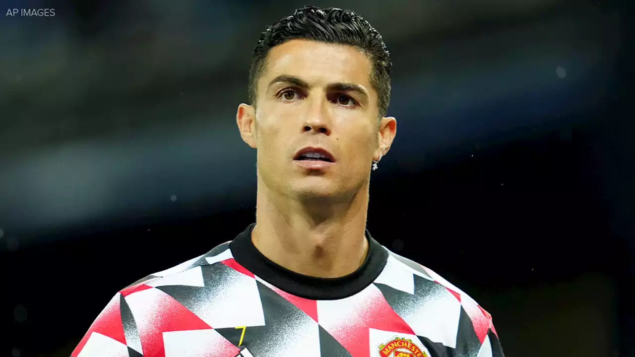 Cristiano Ronaldo to leave Manchester United 'with immediate effect'