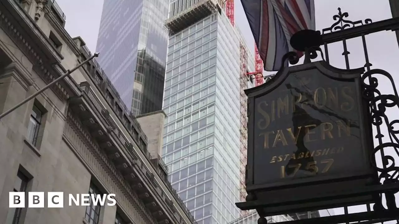 Simpson's Tavern: Historical London chophouse fights for its future