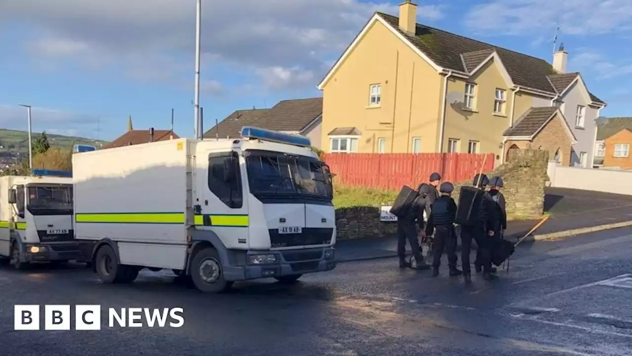 Strabane: Fifth man arrested over attempted murder of police