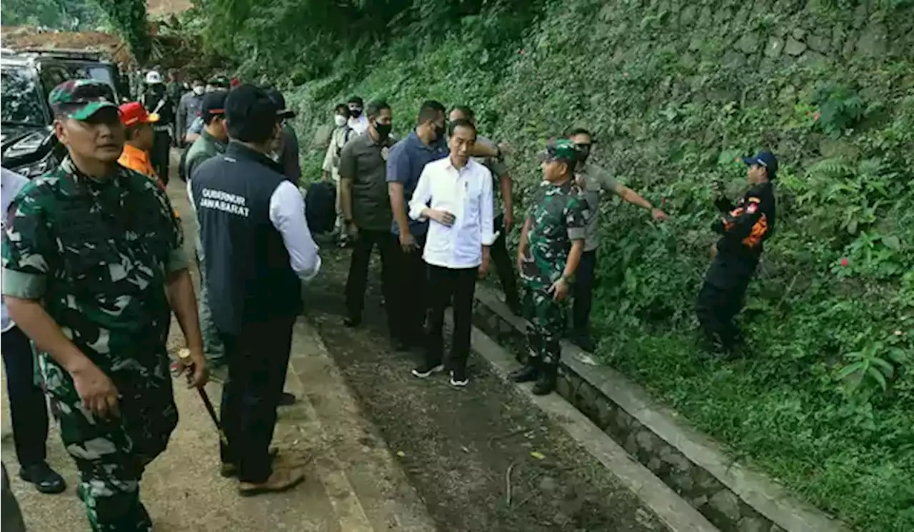 Kunjungi Korban Gempa Cianjur, Jokowi: Buka Akses Daerah Terisolasi