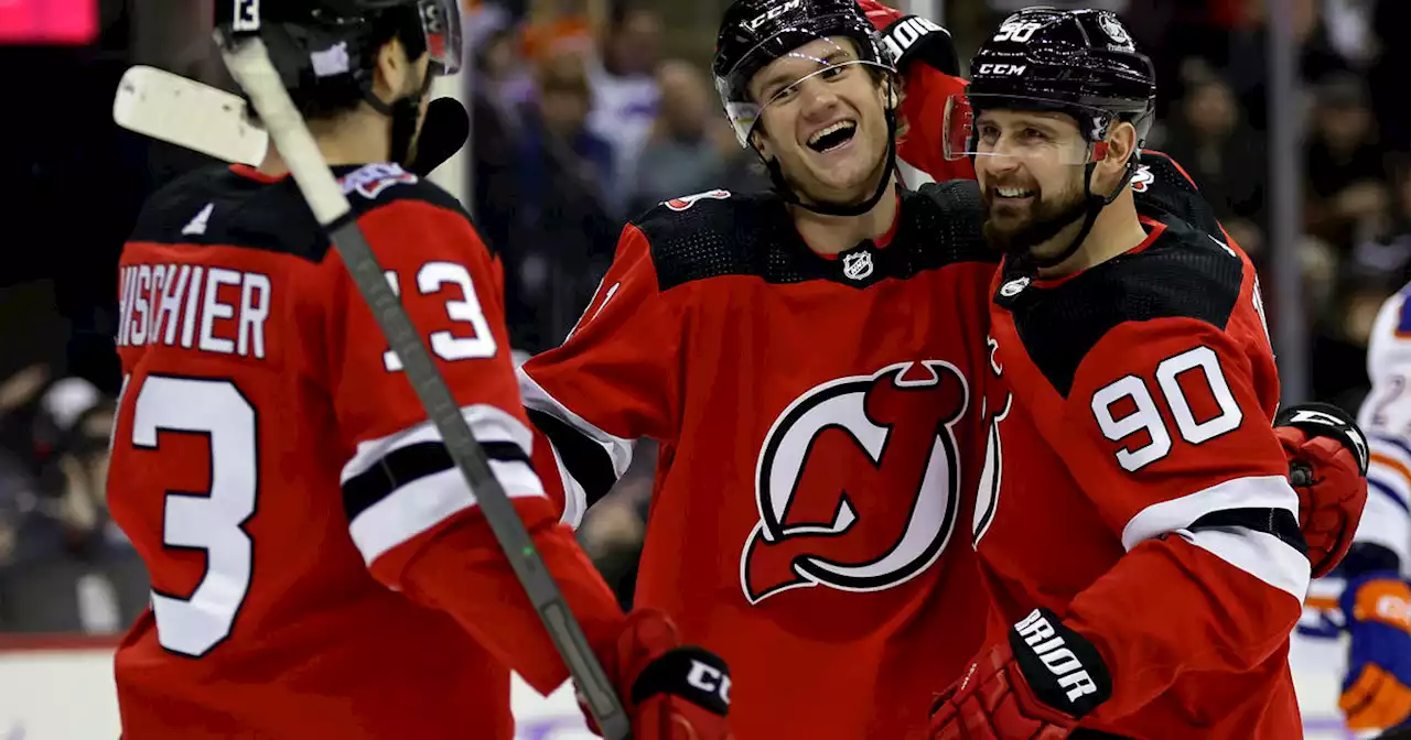 Devils top Oilers 5-2, tie franchise mark with 13th straight win