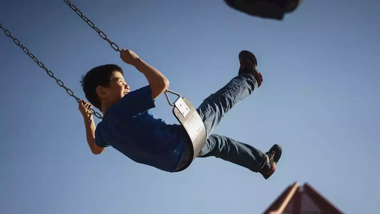 Des parents remarquent un détail perturbant sur la jambe de leur petit garçon, le diagnostic est sans appel