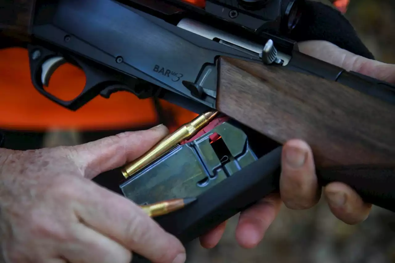 Puy-de-Dôme : un chasseur en blesse un autre en lui tirant dessus