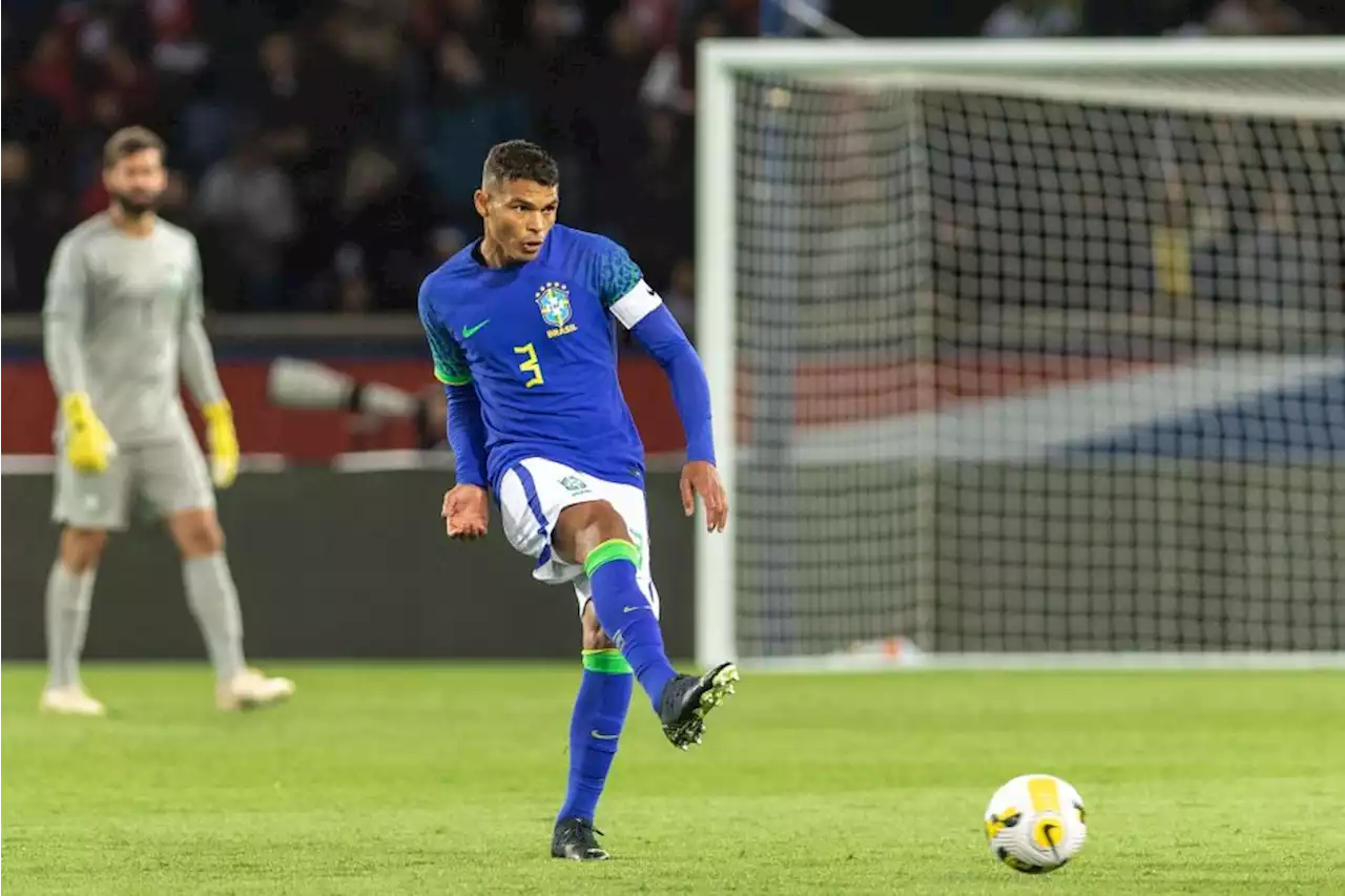 Thiago Silva é escolhido para ser o capitão do Brasil na estreia na Copa