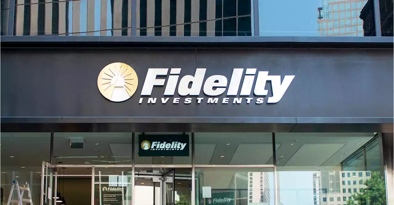 US Senators Ask Fidelity to Reconsider Bitcoin 401(k) Offerings Following FTX Collapse